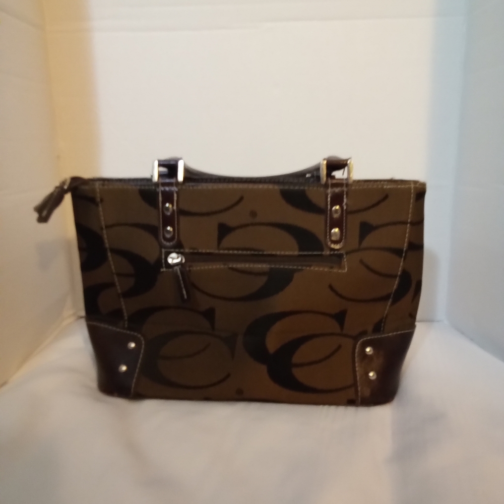 Coach style bag